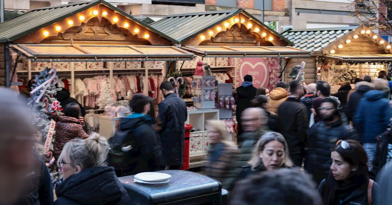 How to get to Manchester Christmas Markets 2024 by tram, bus, train and car