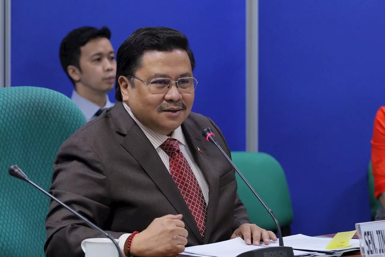 Estrada seeks ban on developing chemical weapons