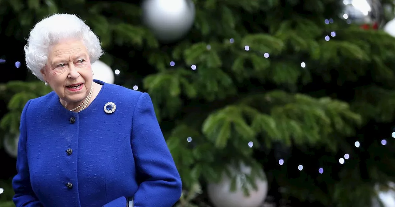 Queen refused to take down Christmas decorations before Feb after heartbreak