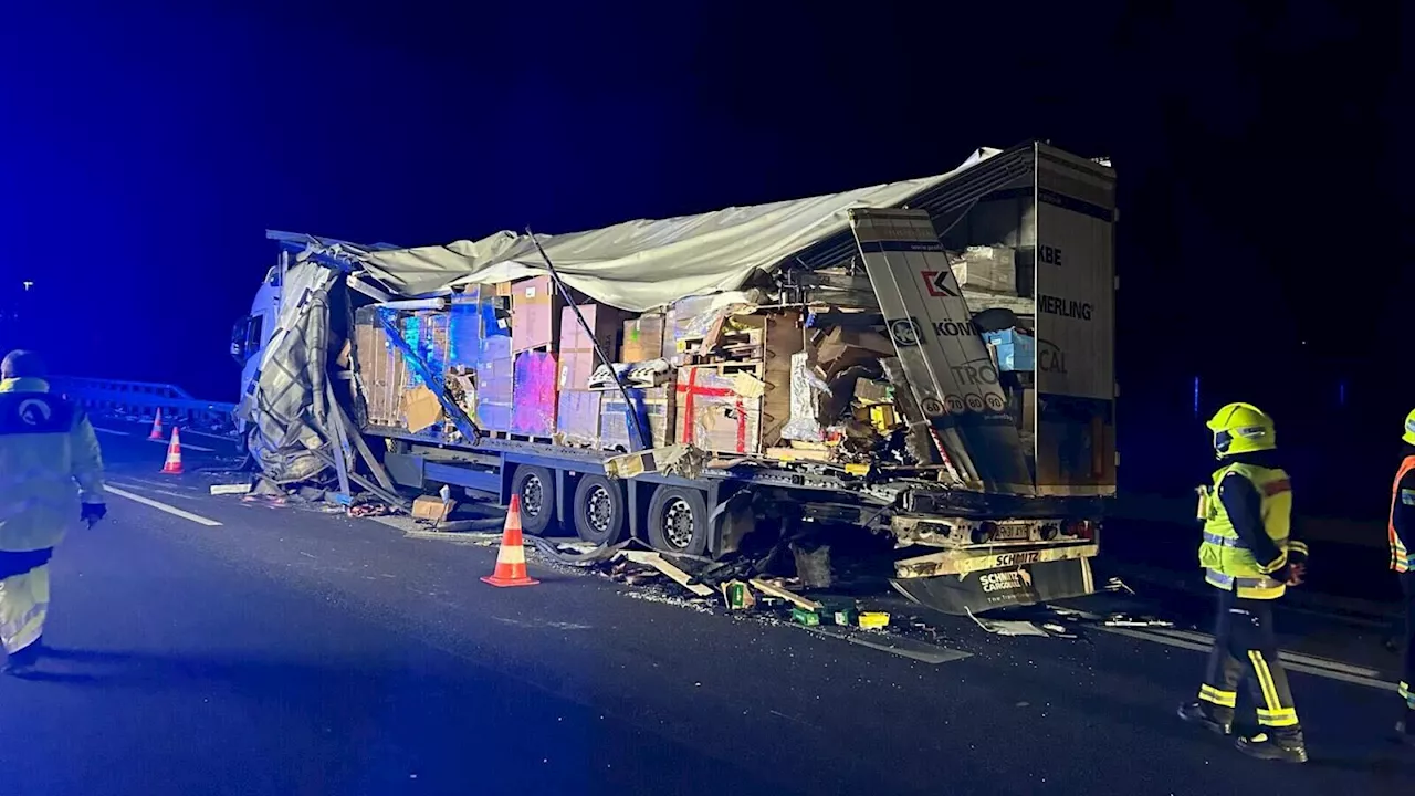 Lkw gegen Lkw: A4 bei Göttlesbrunn für mehrere Stunden gesperrt