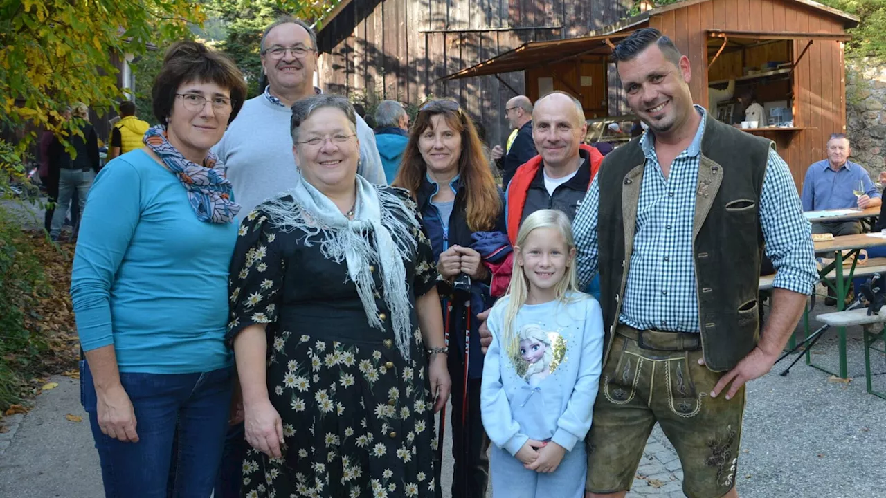 Reichersdorfer Weinriedenwanderung bei „Kaiserwetter“