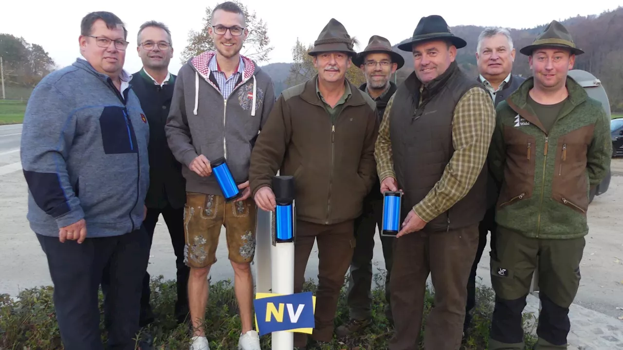 Wildreflektoren für mehr Verkehrssicherheit in Hofstetten-Grünau