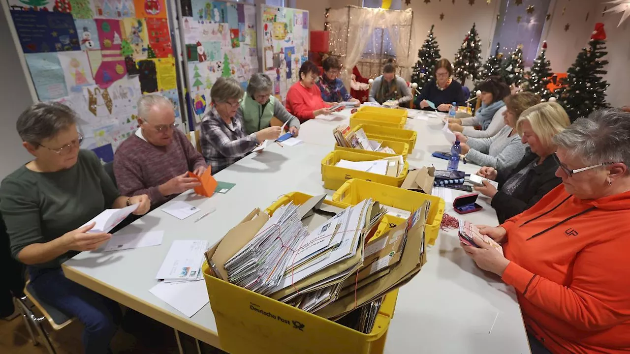 Bayern: Briefe vom Christkind - Weihnachtspostamt sucht noch Helfer