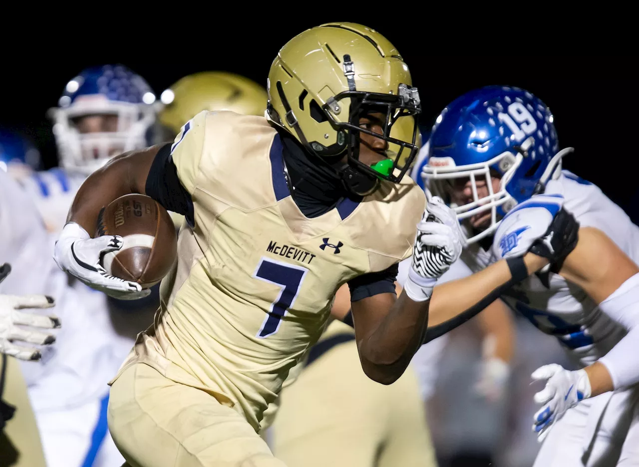 Bishop McDevitt at Conrad Weiser: District 3 5A football quarterfinal preview