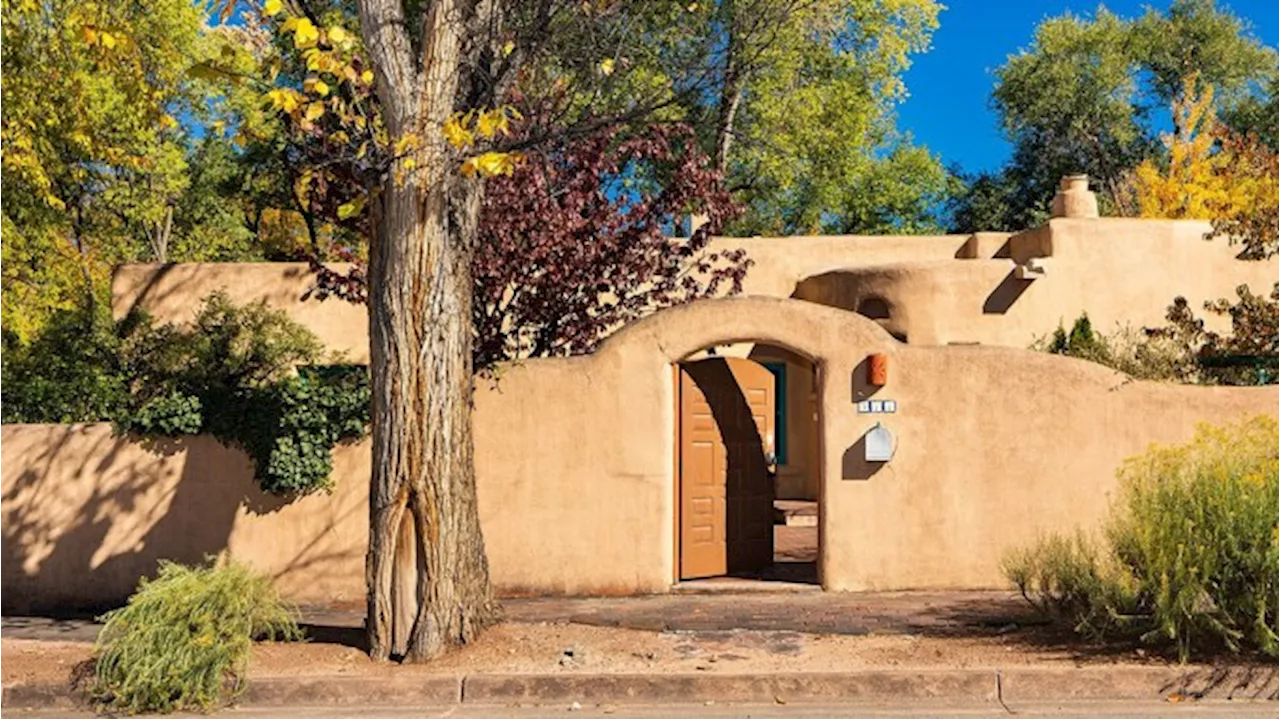 This $2.5 Million Home in New Mexico Sits Close to a National Historic Landmark