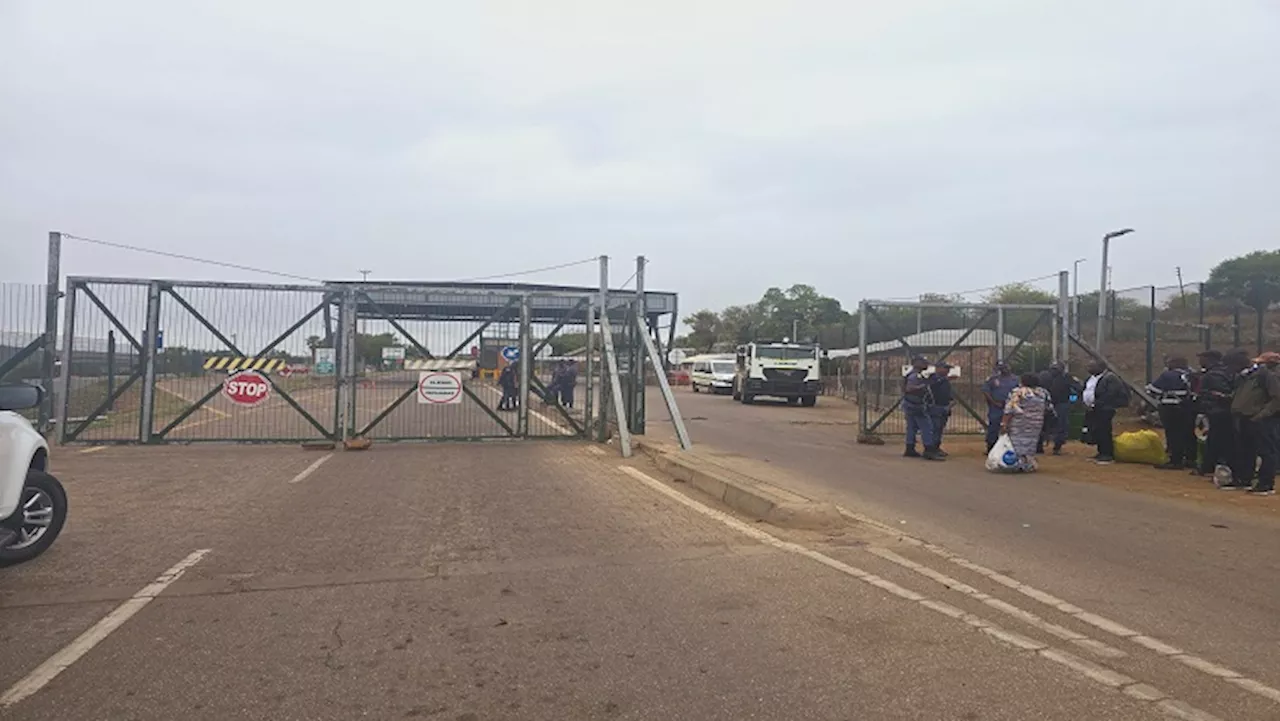 Task team set up to protect truck drivers at Lebombo Border Post - SABC News