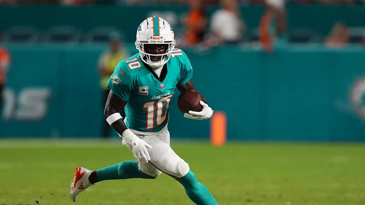 Dolphins Star Tyreek Hill Shades Noah Lyles After Sprinter's Race vs. YouTuber