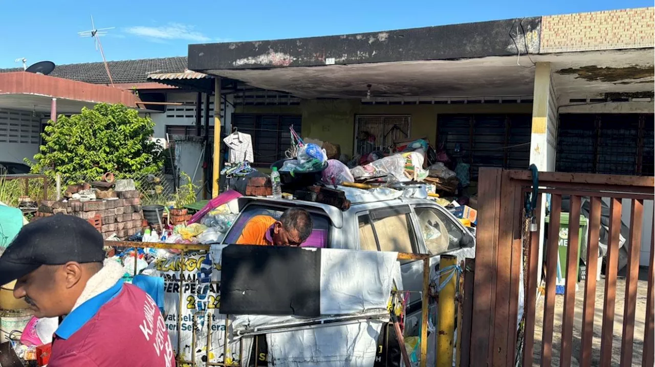 Ipoh City Council clears serial hoarder's house for fourth time in four years