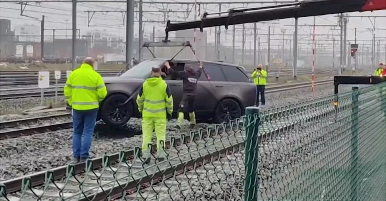 Un automobiliste fait un malaise et se retrouve en bien mauvaise posture ce jeudi matin à Hasselt