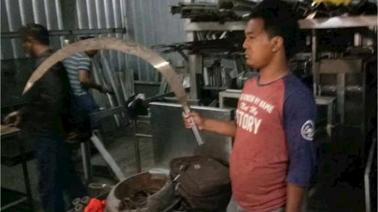 Ngeri! Gegara Gagal Tawuran, Kawanan Remaja di Bekasi Todong Sekuriti Pakai Celurit dan Parang