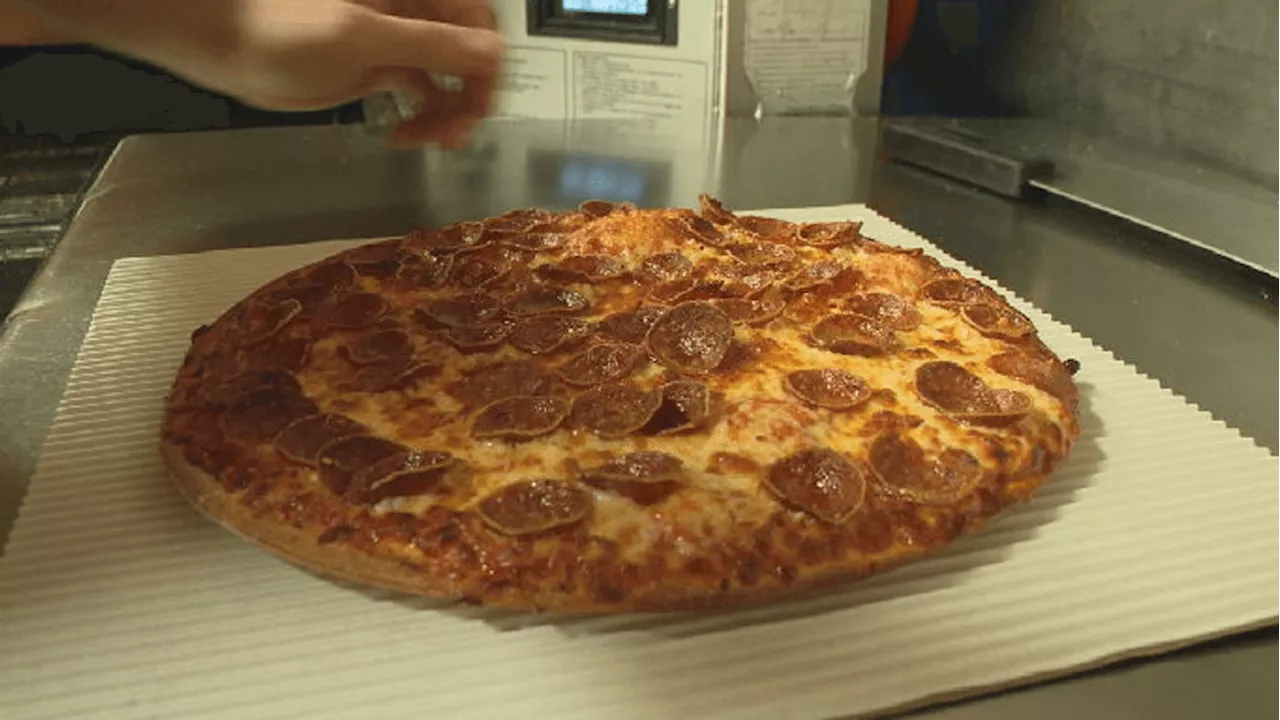 Marysville pizza shop raising money for students after school levy fails