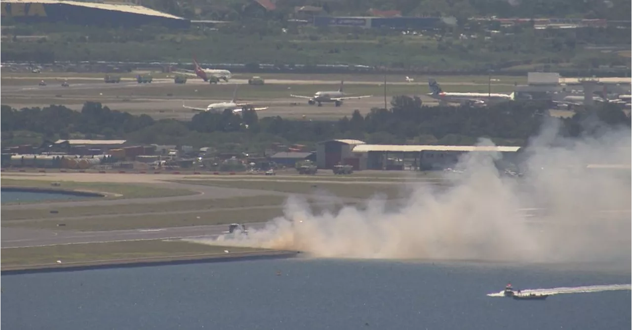 Reported engine explosion sparks grassfire at Sydney Airport