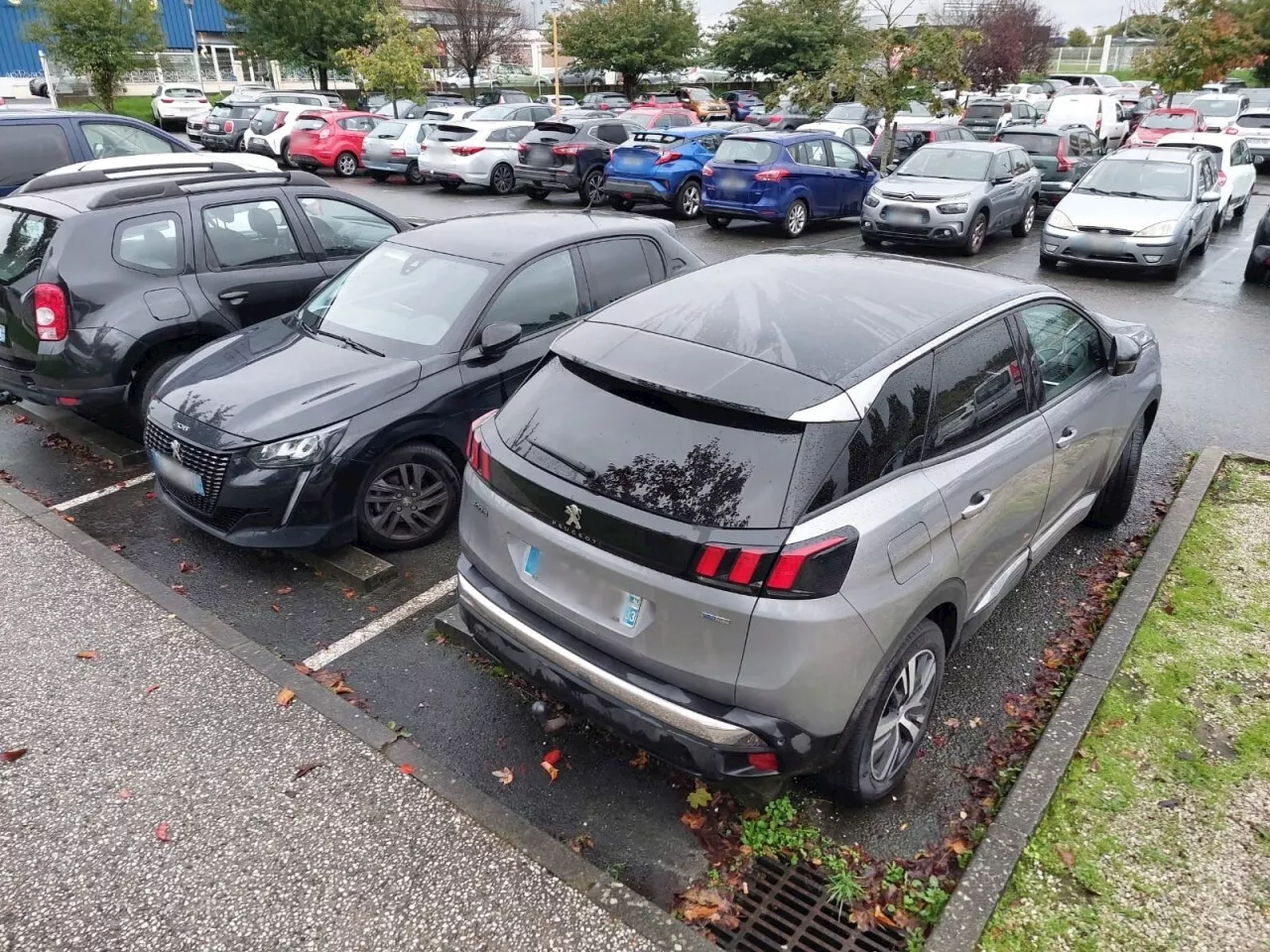 Ces vols ciblant les automobilistes explosent près de Toulouse : voilà où et comment procèdent les délinquants