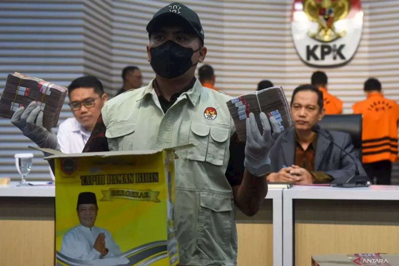 KPK kantongi 152 bukti penetapan tersangka Sahbirin Noor sesuai aturan