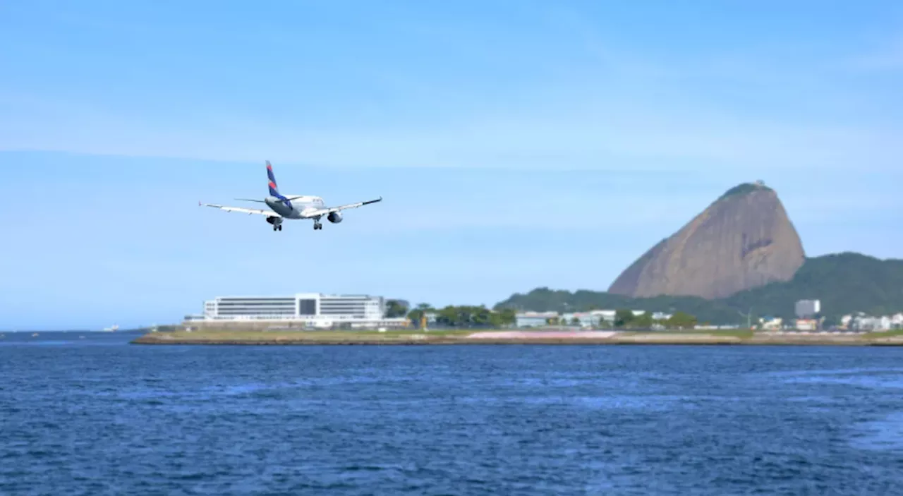 RJ: Chuva forte causa cancelamento de voos no Aeroporto Santos Dumont