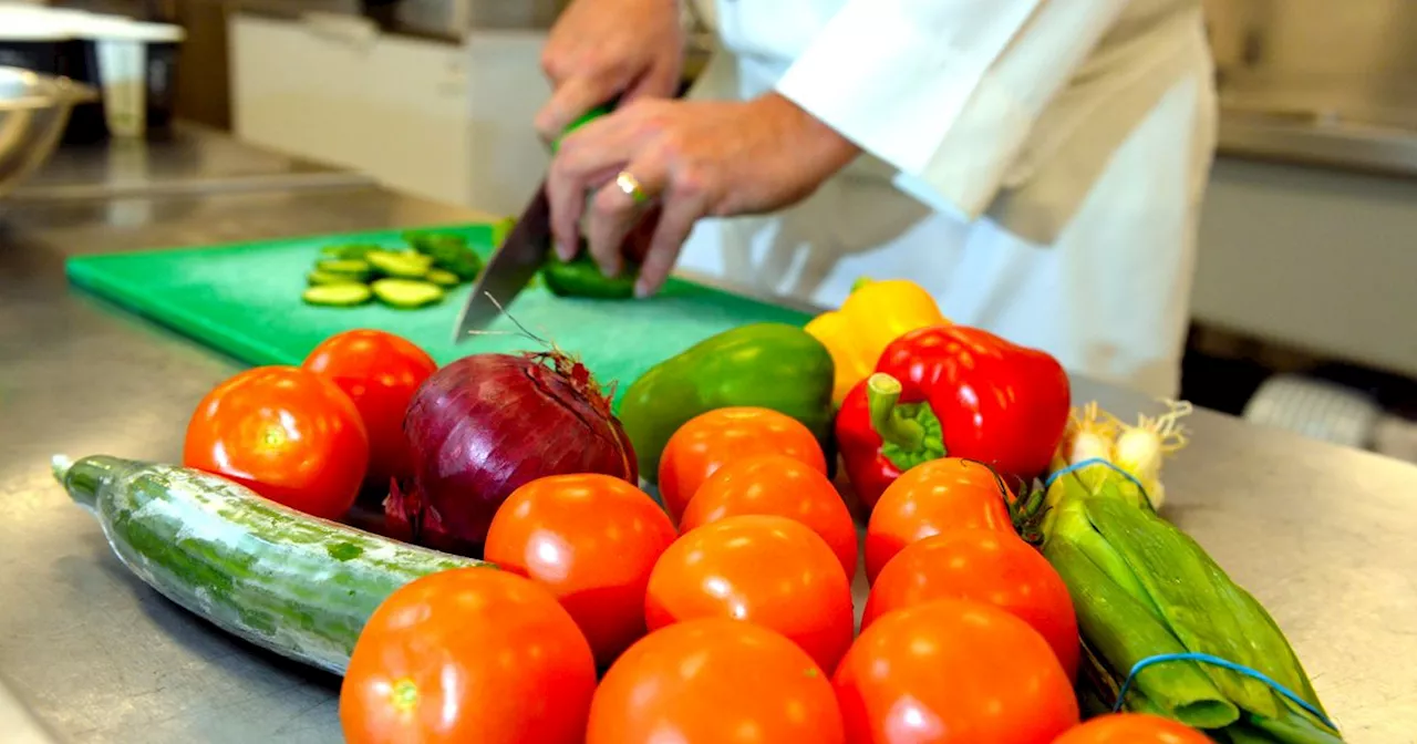 Falkirk school meals award will mean 'increase in quality not a rise in prices'