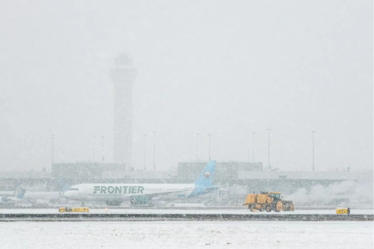 837 flights delayed, nine canceled at DIA amid snow