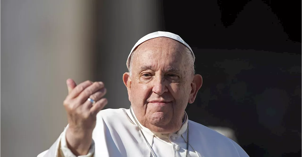 Obdachlose aus Wien schenken Papst Franziskus eine Sachertorte