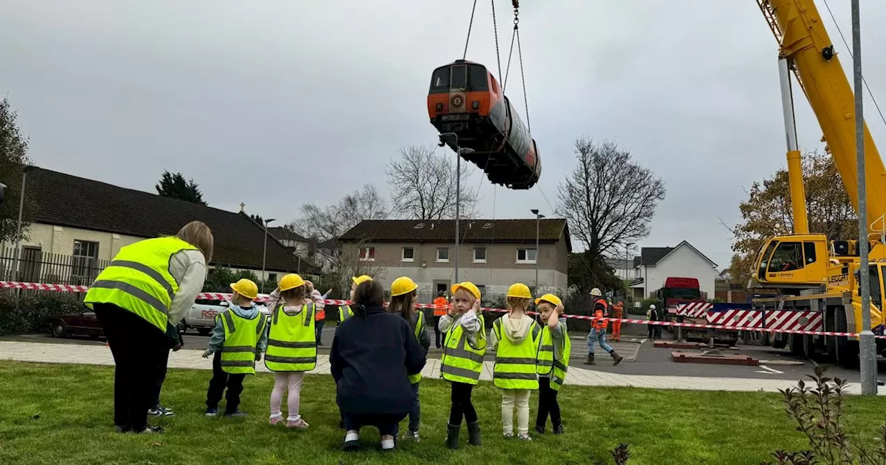 Glasgow nursery pupils cheer as historic subway car makes final trip to new home