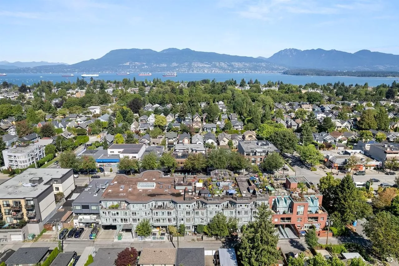 Buyers shy away from Kitsilano condo in need of renovation