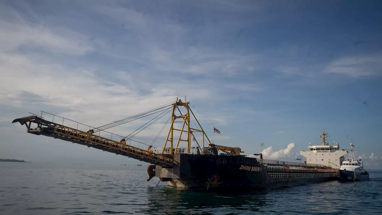 KKP Tiba-tiba Melepaskan Kapal Malaysia yang Dituduh Mencuri Pasir Laut, Apa yang Sesungguhnya Terjadi?