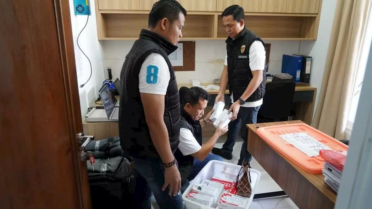 Rumah Mewah di Jakbar Tampung Ribuan Rekening untuk Judi Daring di Kamboja