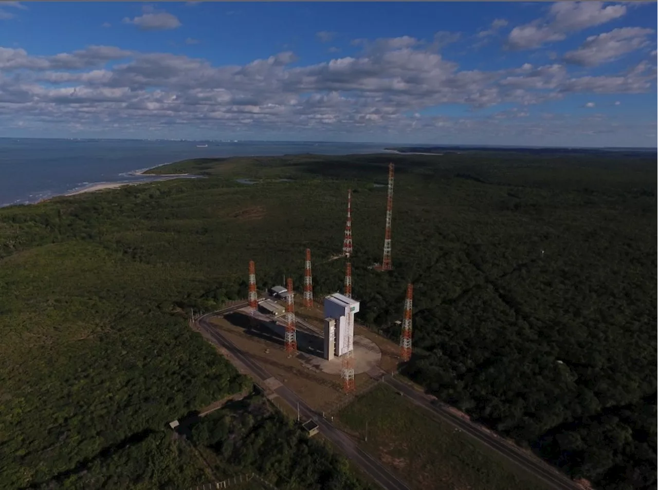 Brasil corteja chinesa rival da Starlink, de Elon Musk, para serviço de internet por satélite