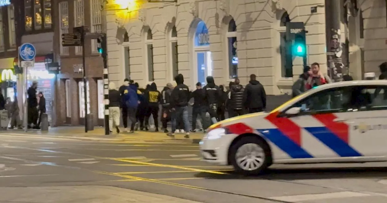 'Pogrom' in Amsterdam: Militär soll israelische Fußballfans nach Unruhen ausfliegen