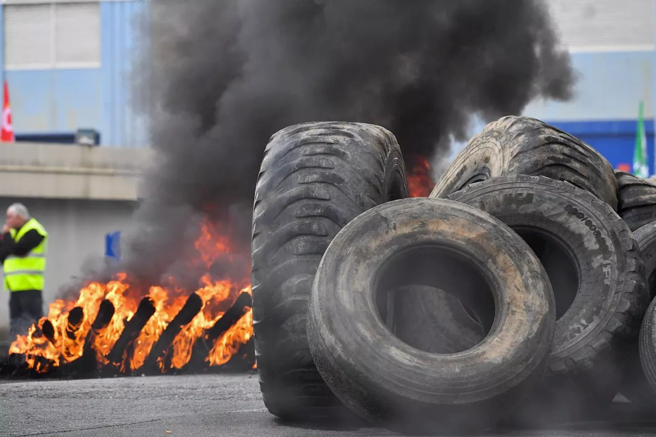 Fermeture d'usines Michelin: 150 salariés manifestent à Vannes