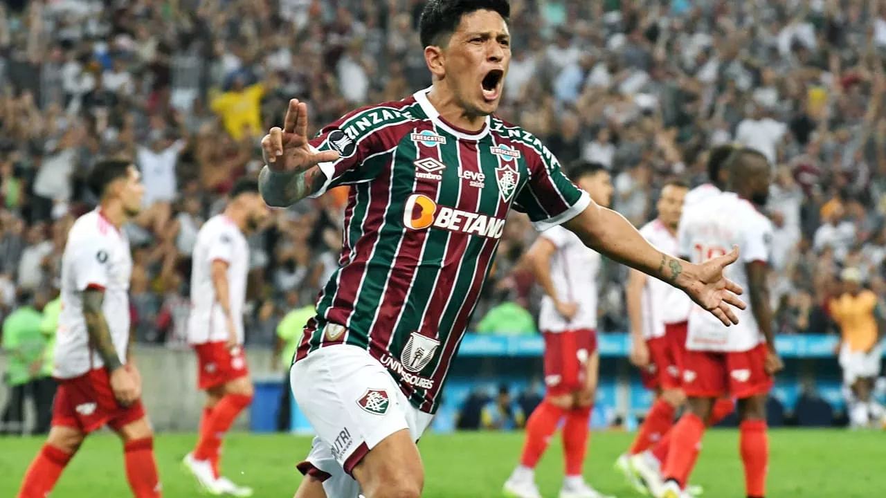 Maior artilheiro da história do confronto, Cano deve ser titular em Fluminense x Inter