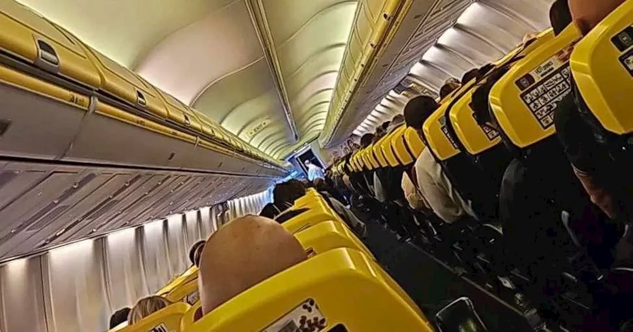 Ryanair flight cancelled and abandoned just seconds away from taking off