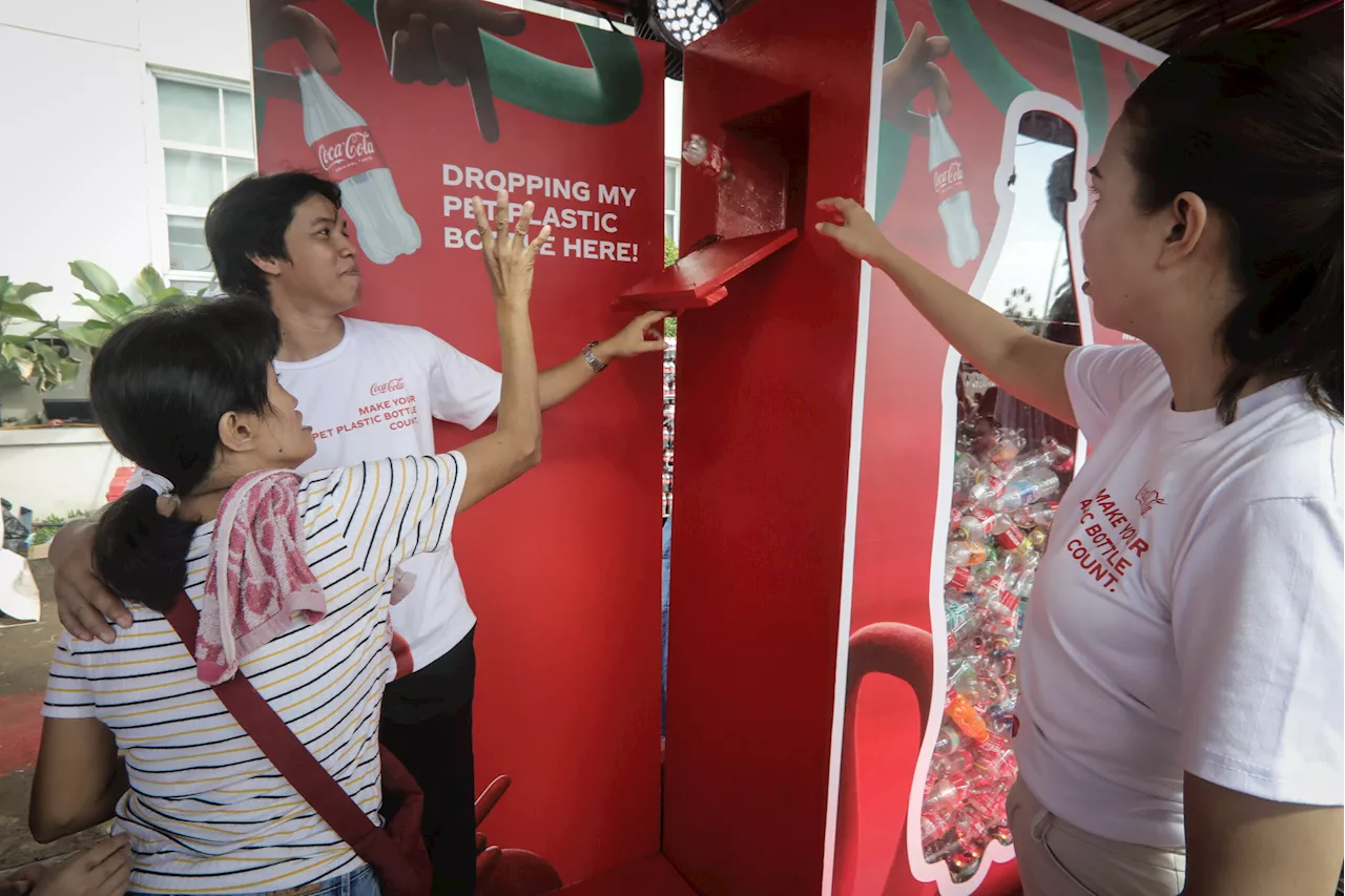 Coca-Cola Philippines and Bacolod City promote bottle collection and segregation at Masskara Festival