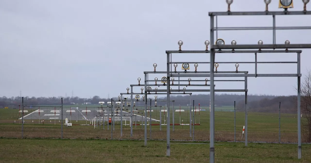 Borchener fordern Nachtflugverbot am Paderborner Airport