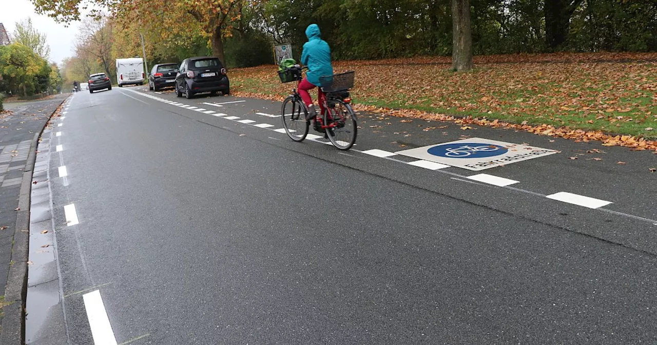 Fahrradstraße in Paderborn irritiert Radfahrer: Wieso die ganzen Markierungen?