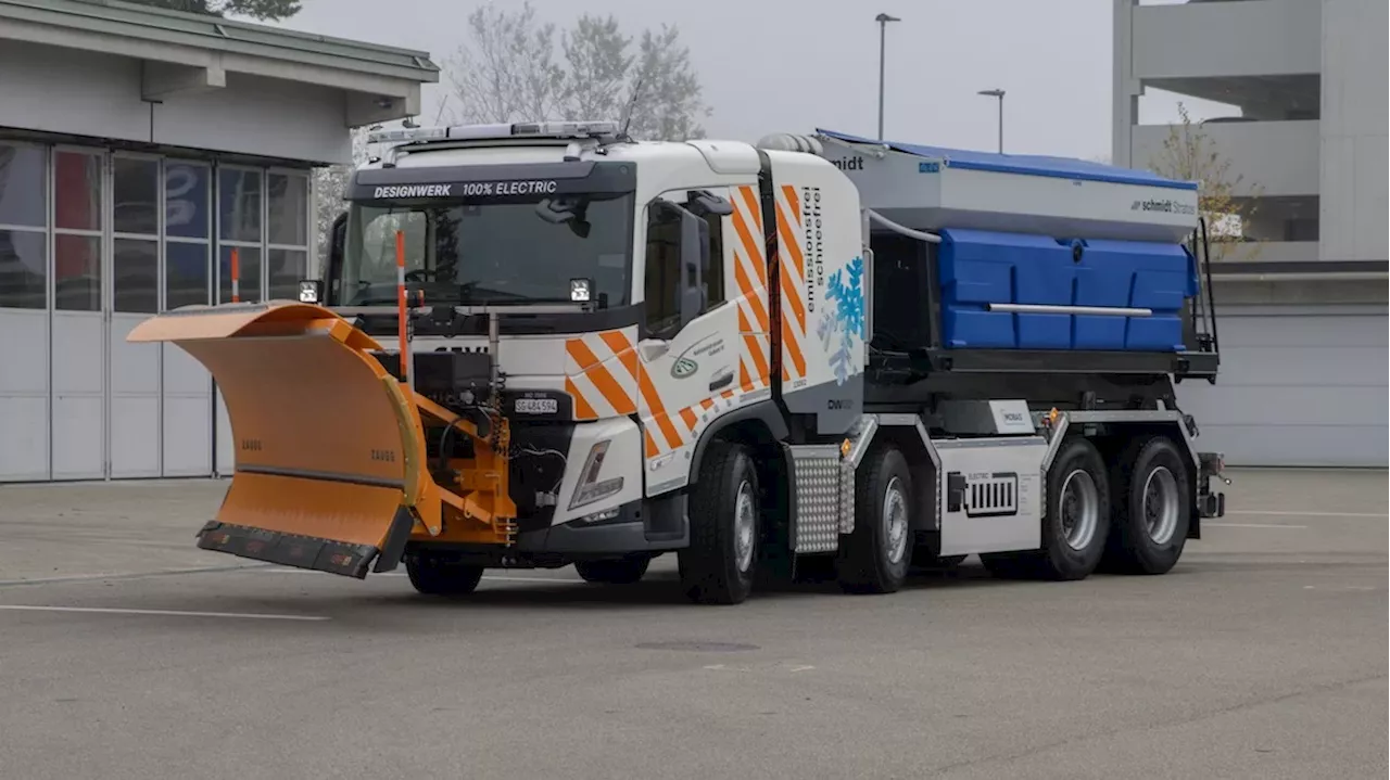 Kanton St.Gallen: Erster E-LKW für die Schneeräumung auf Autobahnen