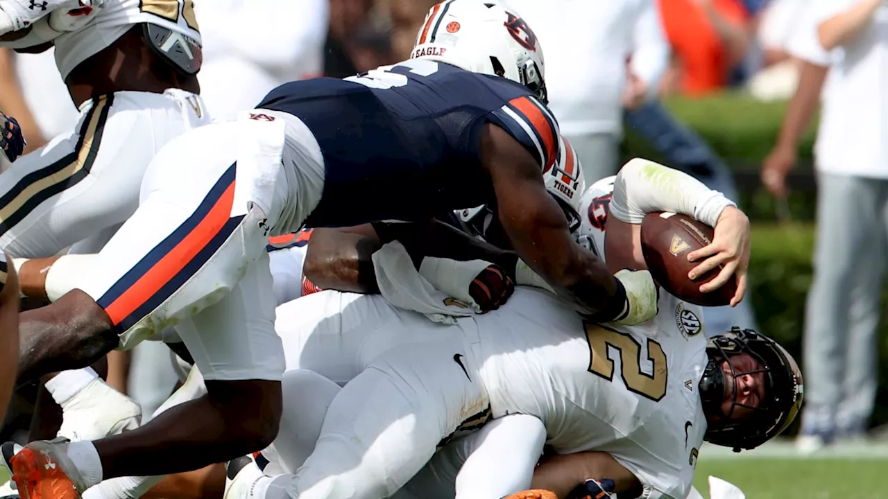 Official Injury Report Released for Vanderbilt Commodores Against South Carolina