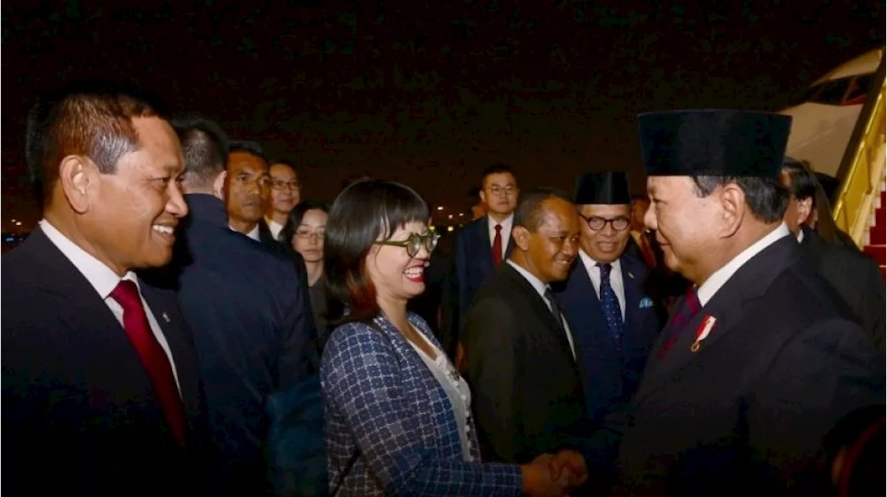 Momen Prabowo Tanya WNI di Beijing Saat Kunjungan Perdana ke China: Kamu Belajar Apa?