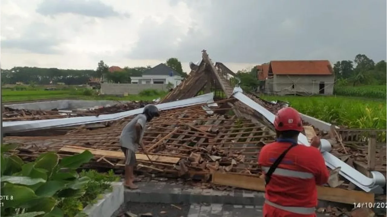 Peringatan BMKG, Indonesia Diancam Cuaca Ekstrem dan Bencana Hidrometeorologi