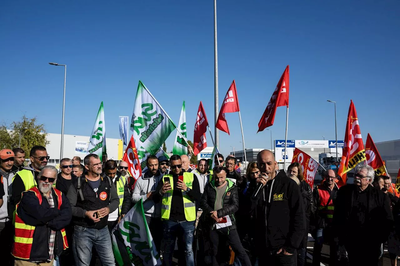 Fermeture des usines Michelin de Cholet et Vannes : des centaines de manifestants, un ministre hué