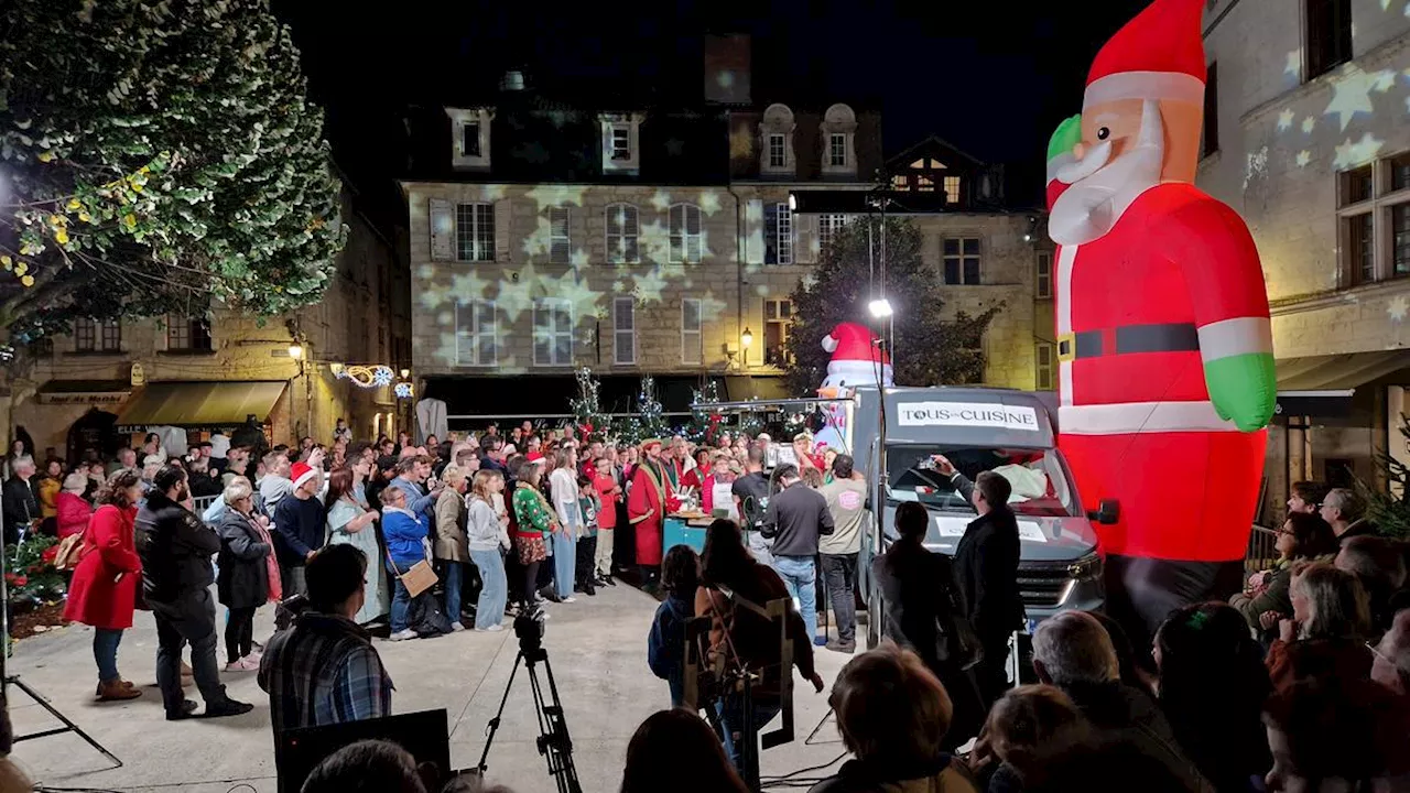 Père Noël, truffes, caméras, Miss Périgord : pourquoi tant d’animation sur cette place de Périgueux ?