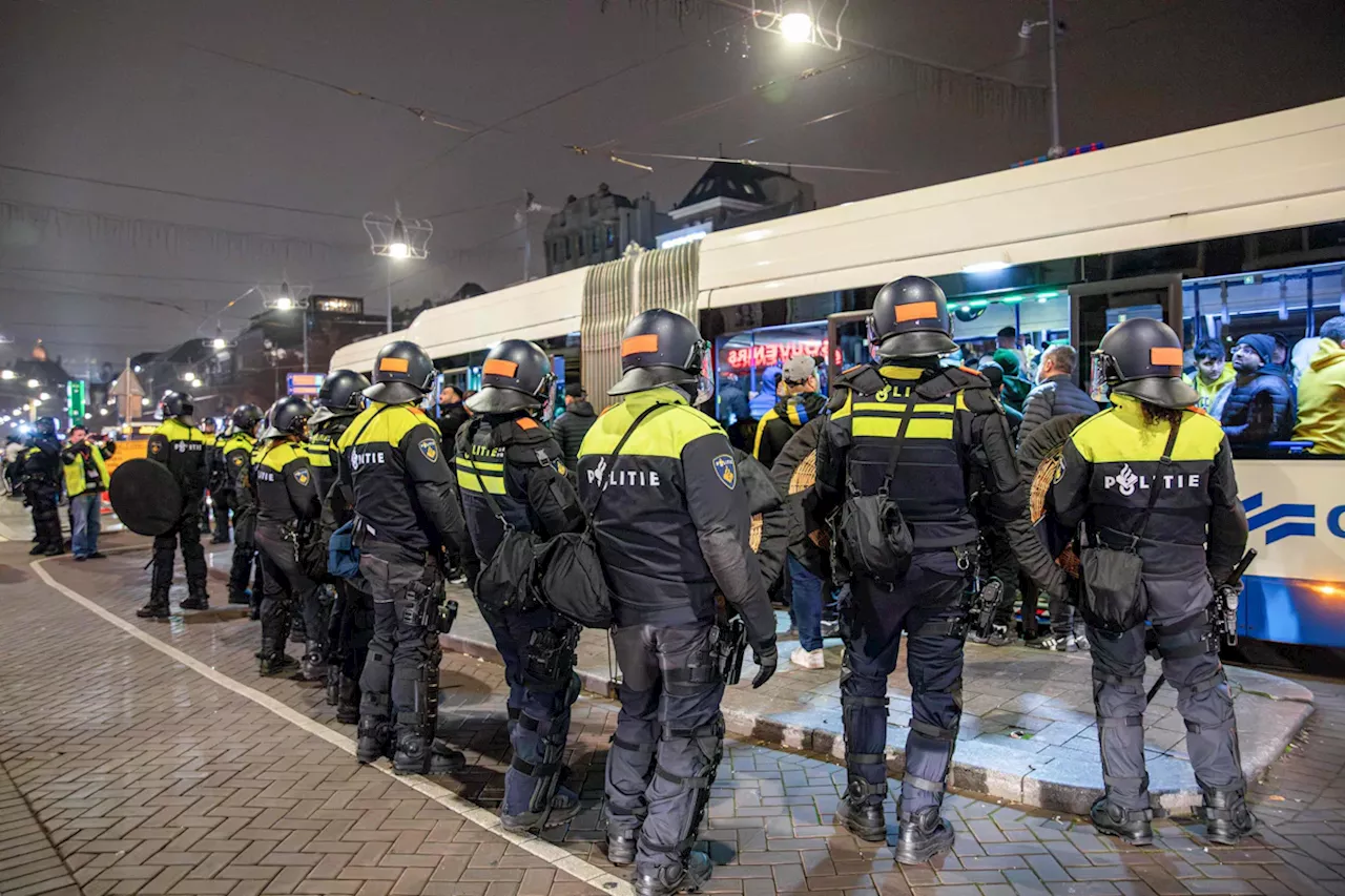 Gewalt nach Fußballspiel: „Eine pechschwarze Nacht“ für Amsterdam