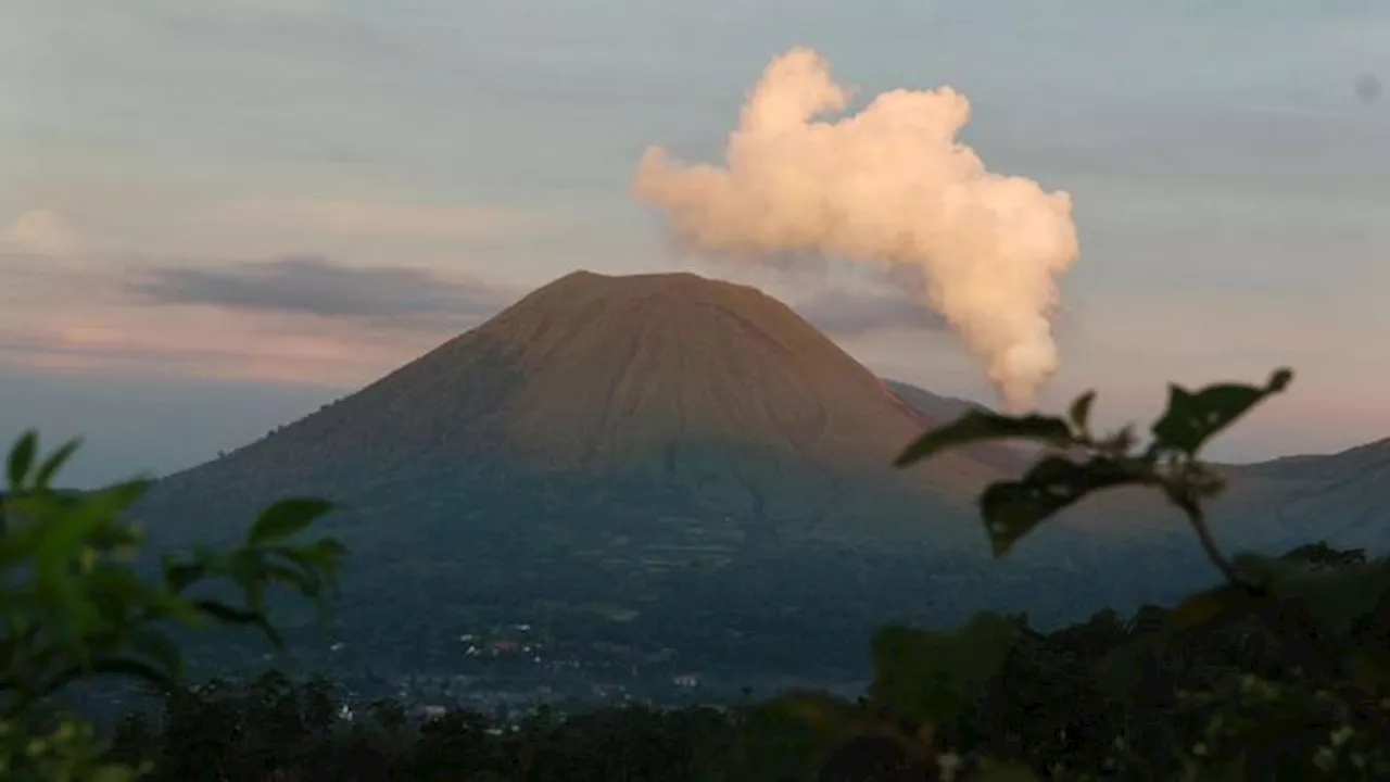 Aktivitas Gunung Lokon Meningkat, Badan Geologi Peringatkan Ancaman Letusan Freatik