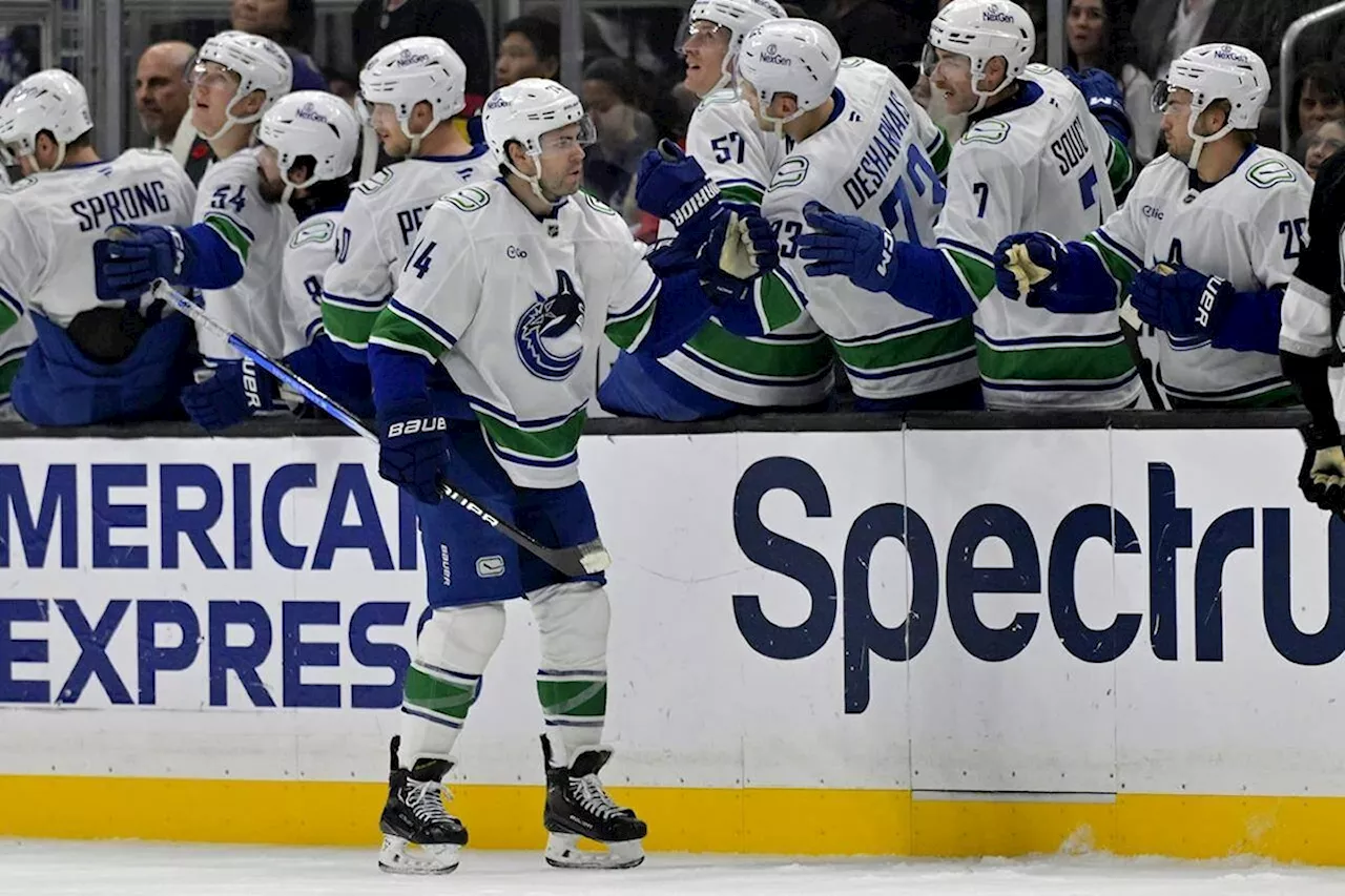 Hughes stays hot, Canucks overcome loss of Boeser to beat Kings 4-2