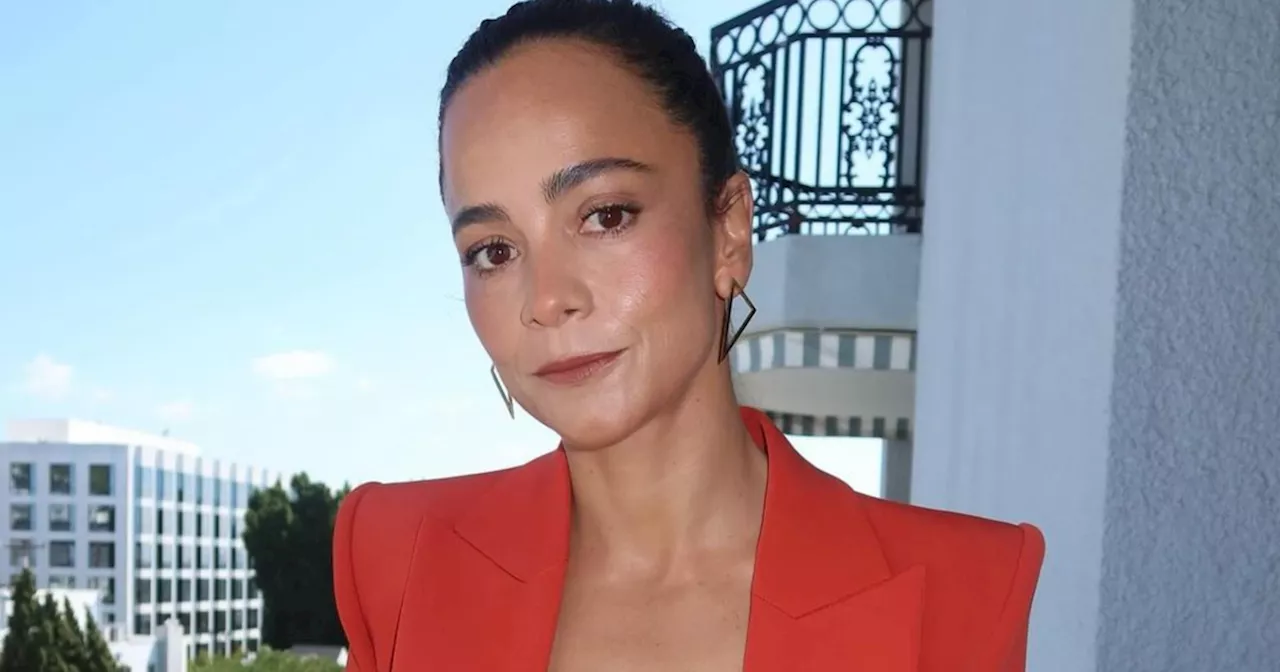 Alice Braga desabafa: 'Era pressionada e nem eu sabia se era bi, gay ou hétero'