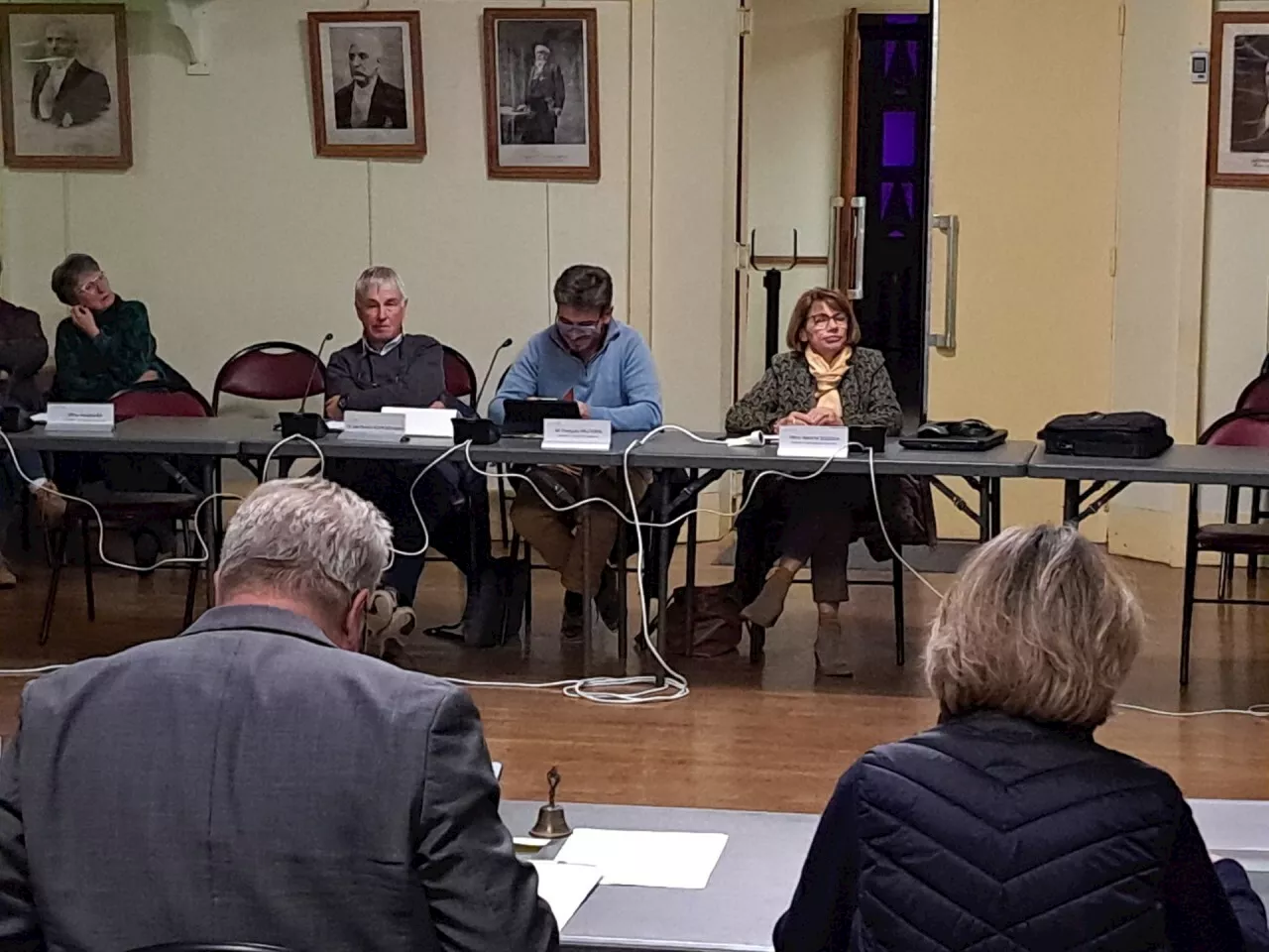 Eure : une collaboratrice de cabinet arrive dans cette mairie, l'opposition voit rouge