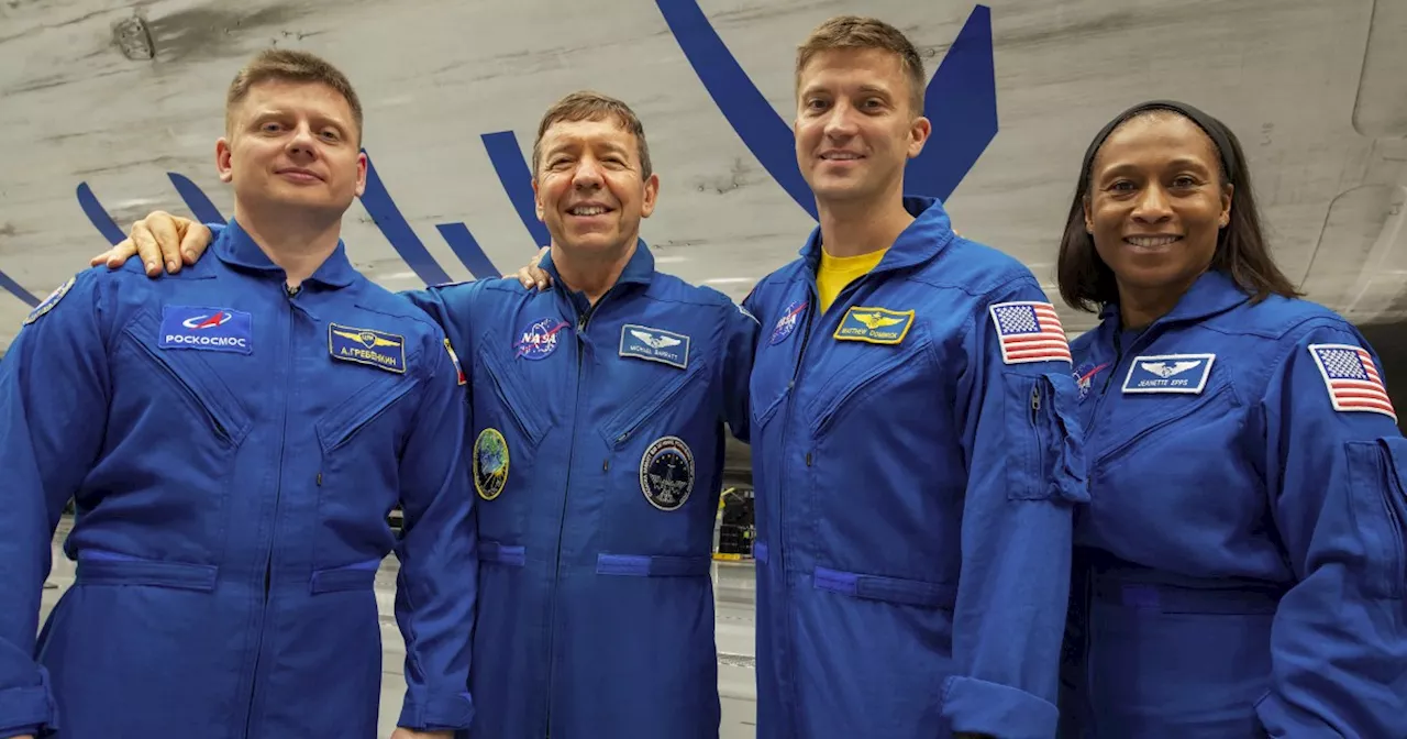 NASA astronauts keep quiet about medical issue returning from ISS