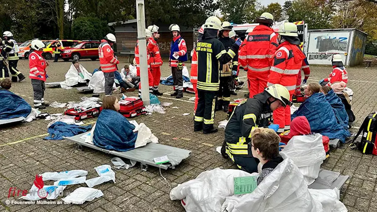 D: Erfolgreicher MANV-Großeinsatz mit 250 Personen als Übung in Mülheim durchgeführt