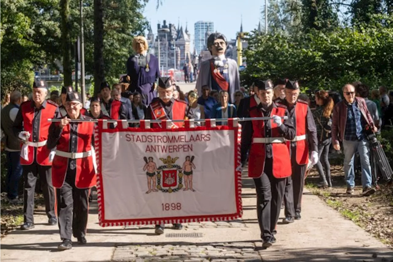 Stadstrommelaars marcheren nog één keer uit, en daarna verdwijnt stukje Antwerpse folklore: “Alsof ze een dee