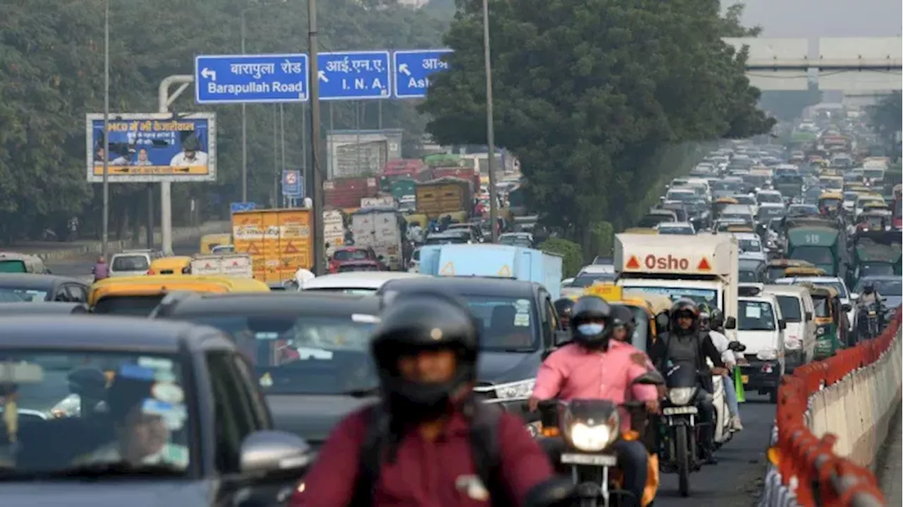 हो जाएं सावधान! दिल्ली में पुराने वाहनों पर लटकी तलवार, CAQM ने इन गाड़ियों पर दिए कार्रवाई के निर्देश