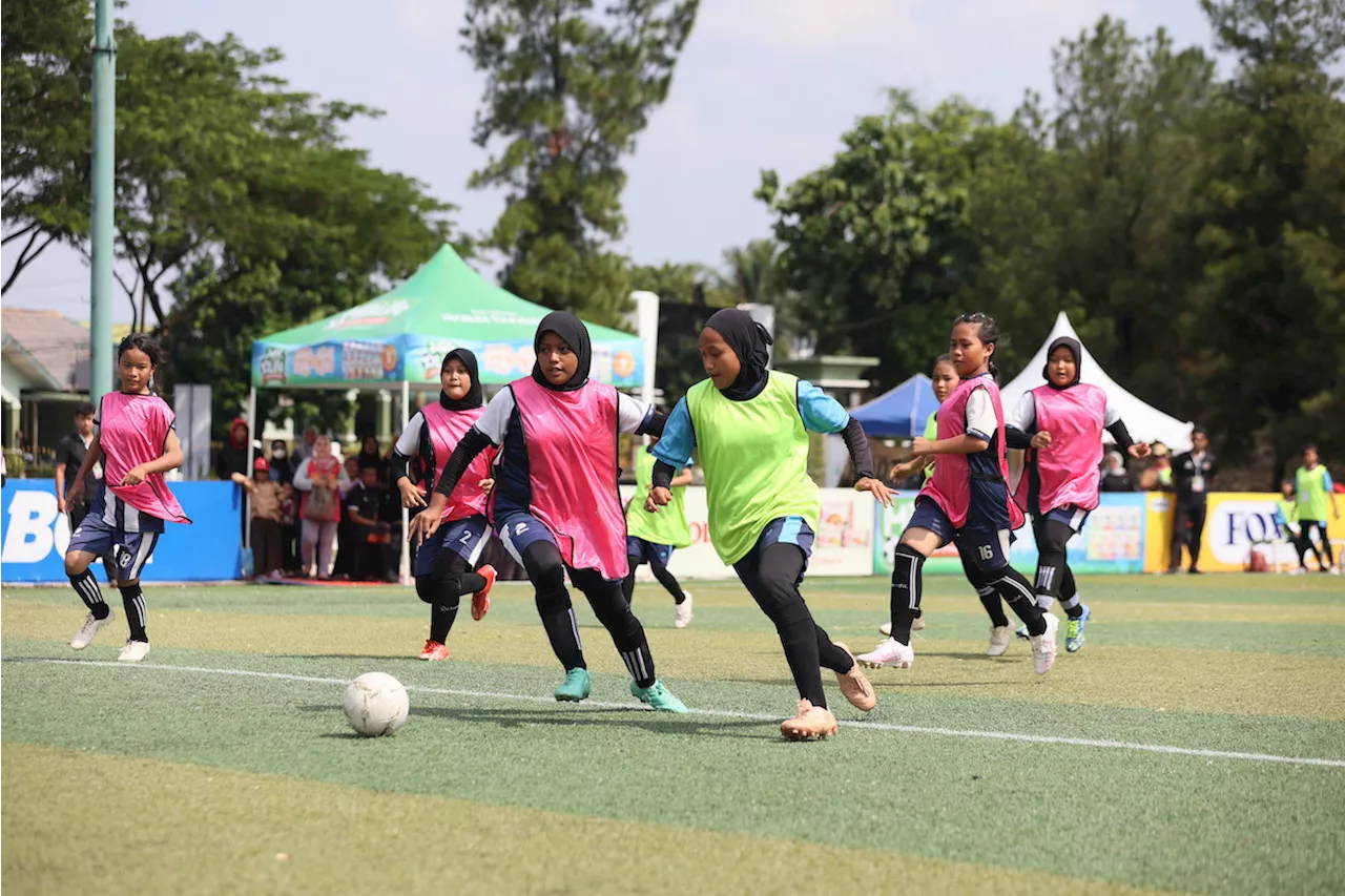 Daya Tarik Menjadi Bintang Sepak Bola Putri Melambung Tinggi di Ibu Kota